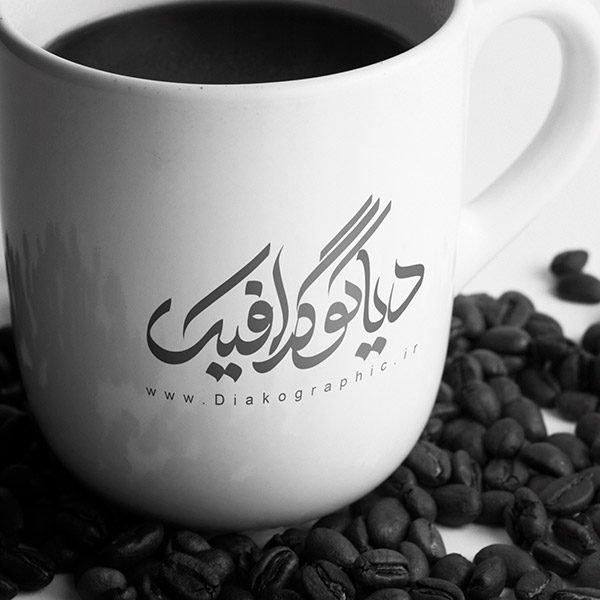 دانلود موکاپ لوگو روی لیوان قهوه