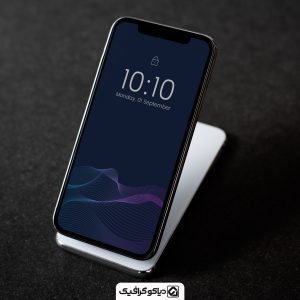 موکاپ آیفون ایستاده بصورت لایه باز PSD