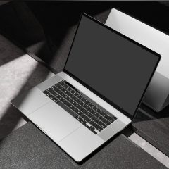 موکاپ حرفه‌ای مک بوک پرو